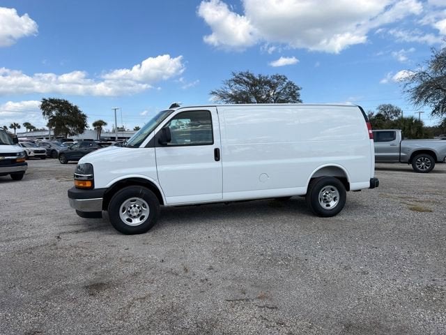 2026 Chevrolet Express Cargo 3500 WT