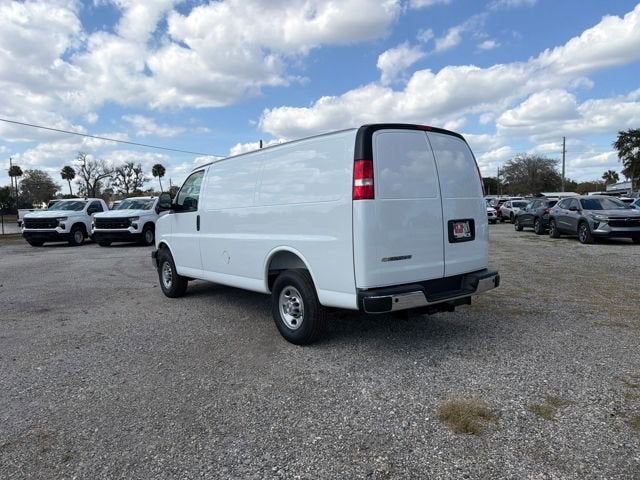 2026 Chevrolet Express Cargo 3500 WT