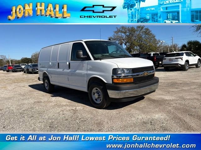 2026 Chevrolet Express Cargo 3500 WT