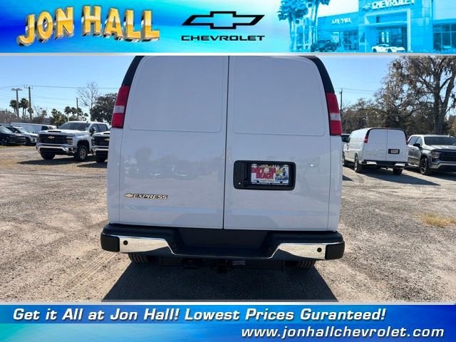 2026 Chevrolet Express Cargo 3500 WT