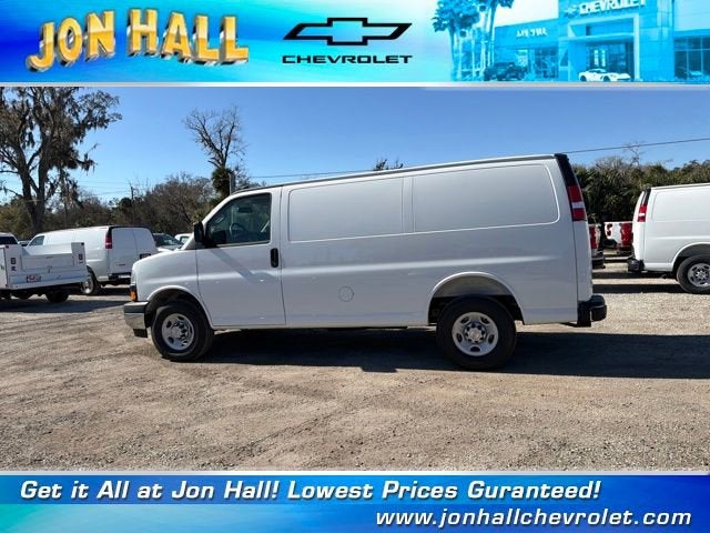 2026 Chevrolet Express Cargo 3500 WT
