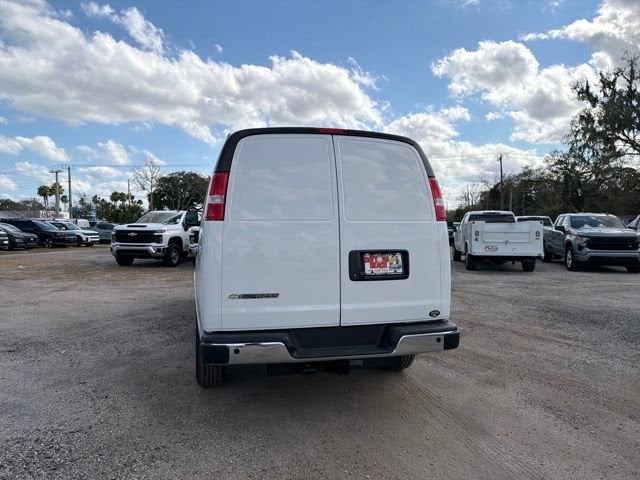 2026 Chevrolet Express Cargo 3500 WT