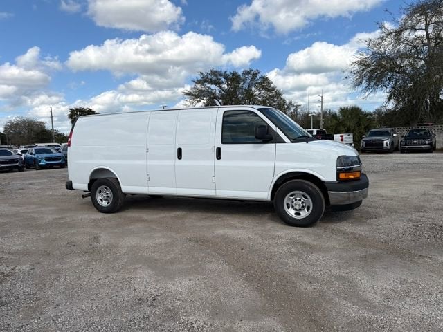 2026 Chevrolet Express Cargo 3500 WT