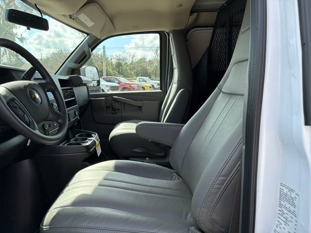 2026 Chevrolet Express Cargo 3500 WT