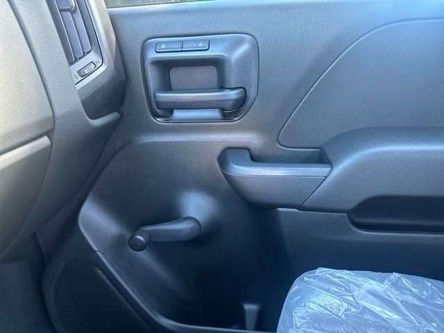 2024 Chevrolet Silverado 5500 HD Work Truck