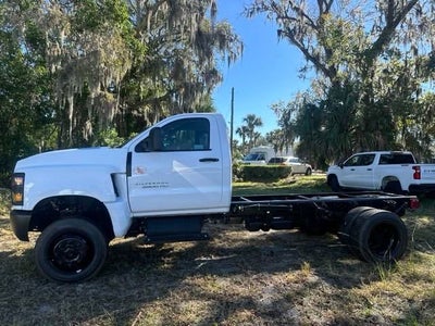 2024 Chevrolet Silverado 5500 HD Work Truck