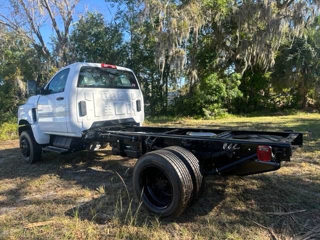 2024 Chevrolet Silverado 5500 HD Work Truck