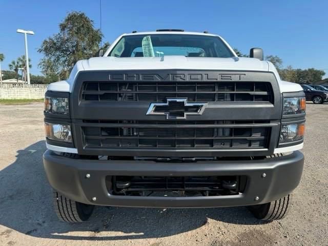 2024 Chevrolet Silverado 5500 HD Work Truck