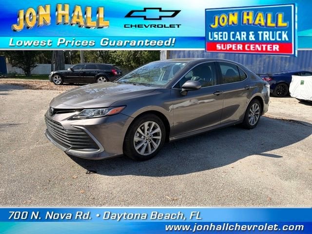 2022 Toyota Camry LE