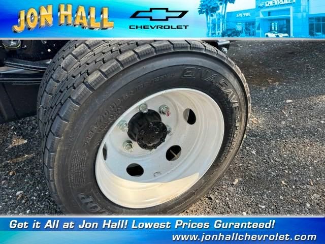2024 Chevrolet Low Cab Forward 4500 NA