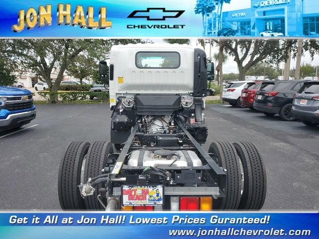 2024 Chevrolet Low Cab Forward 4500 Base