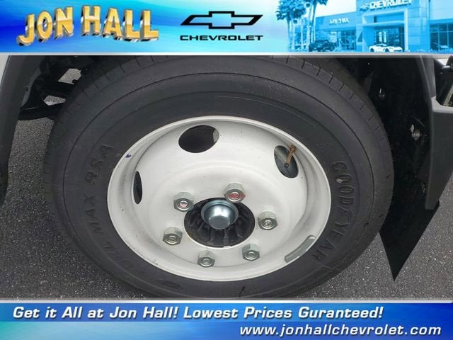 2024 Chevrolet Low Cab Forward 4500 Base