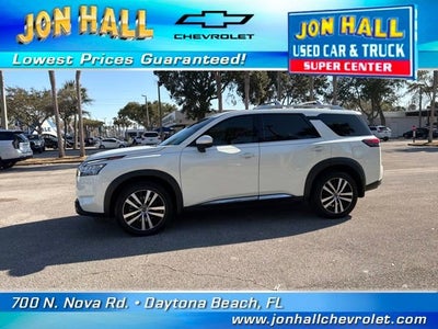 2023 Nissan Pathfinder Platinum