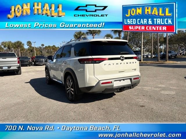 2023 Nissan Pathfinder Platinum
