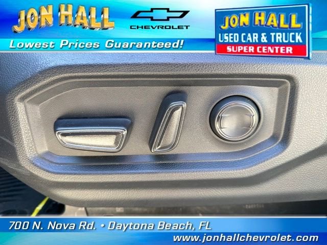 2025 Toyota Tundra 4WD SR