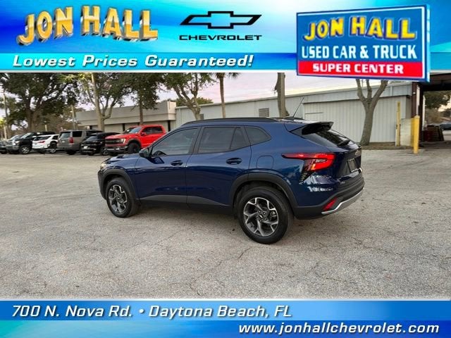 2024 Chevrolet Trax LT